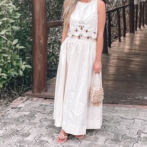 Clark Scalloped Edge Set (Ivory) - These Three Boutique